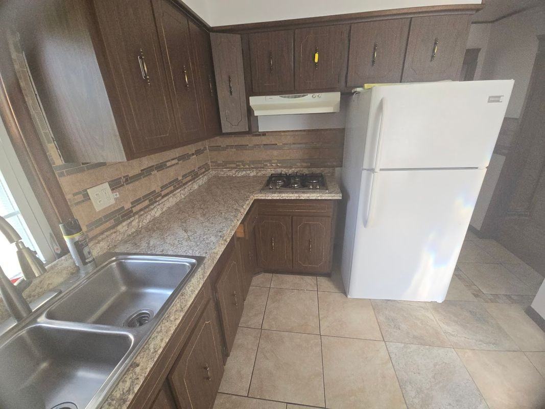 3759 Columbus Street - Photo 7 of 23