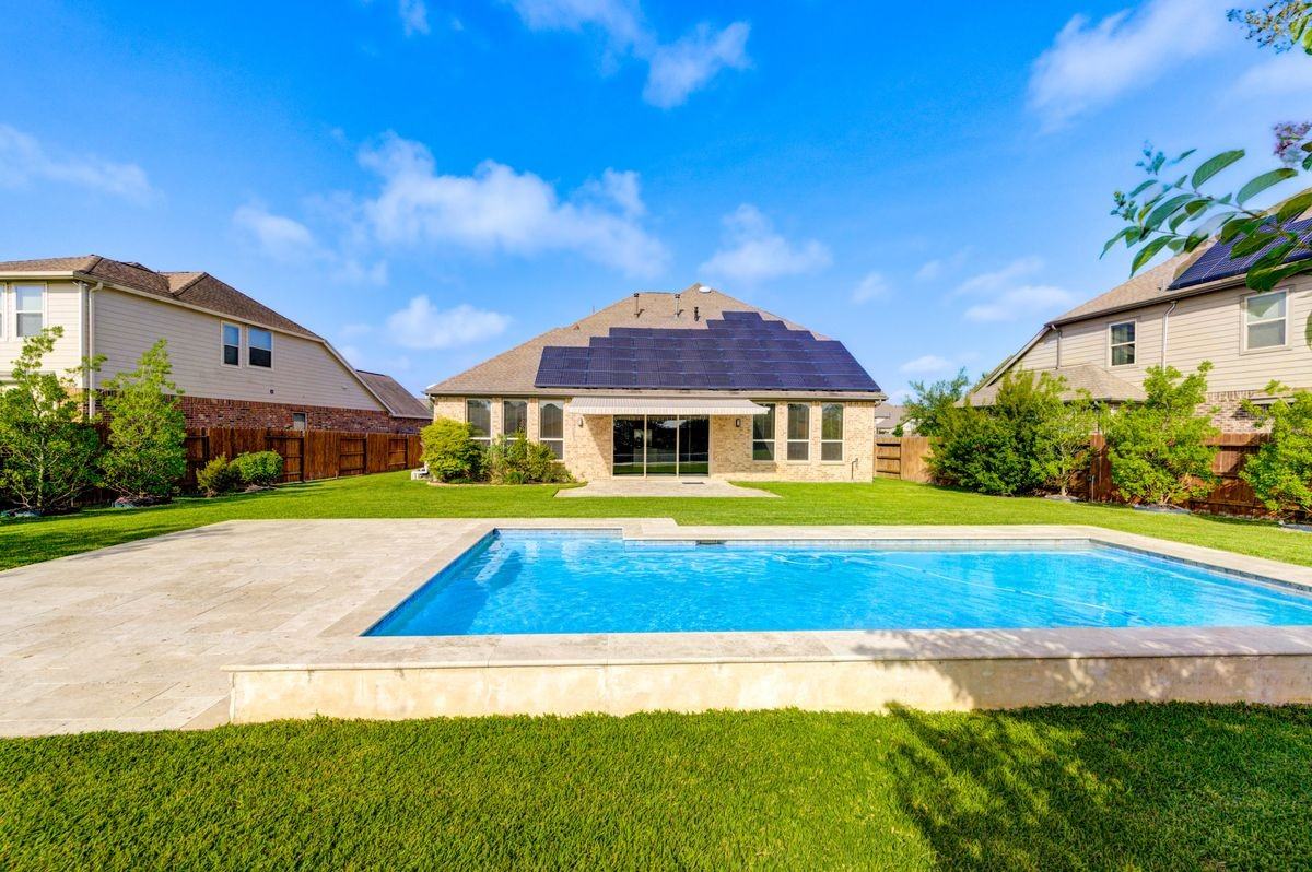 6611 Hollow Bay Court - Photo 3 of 7