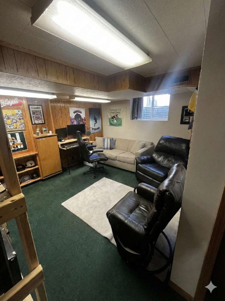 703 5th Ave Apt 3 - Photo 3 of 13