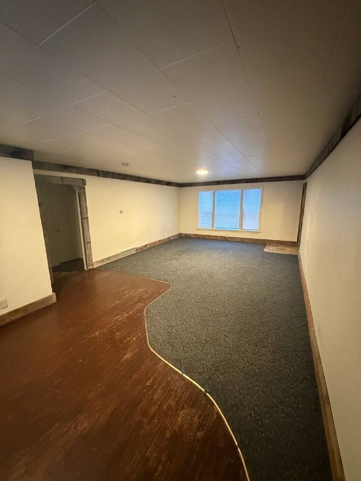 424 N Rouse Ave - Photo 3 of 7