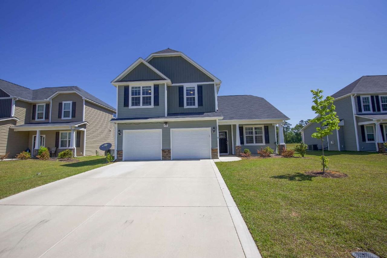 1709 Stackhouse Dr - Photo 3 of 49