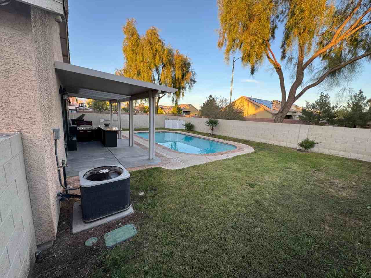 4608 Sergeant Ct - Photo 4 of 30