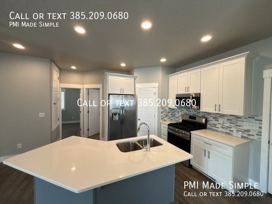 1881 E Juniper Dr - Photo 7 of 34