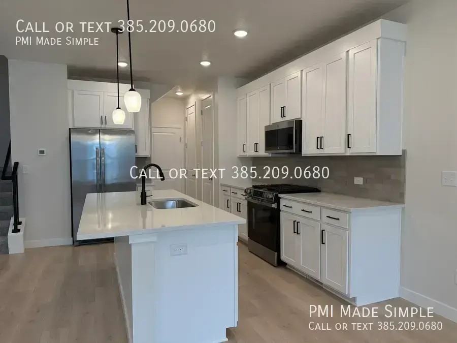 10063 N Torreya Dr - Photo 3 of 35