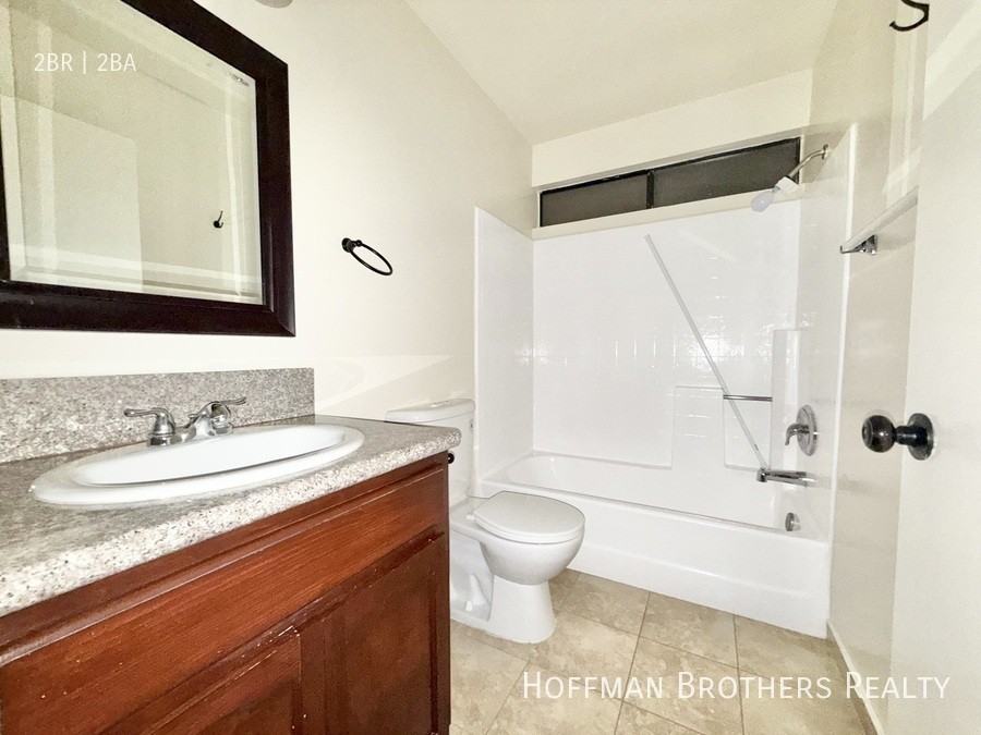 15040 Vanowen Street #310 - Photo 5 of 6