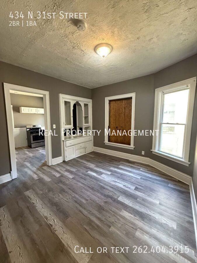 434 N 31st St - Photo 5 of 8