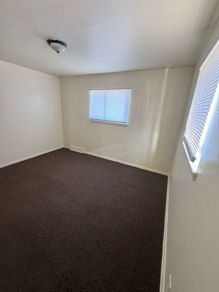 7900 W Bender Ave #2 - Photo 2 of 7