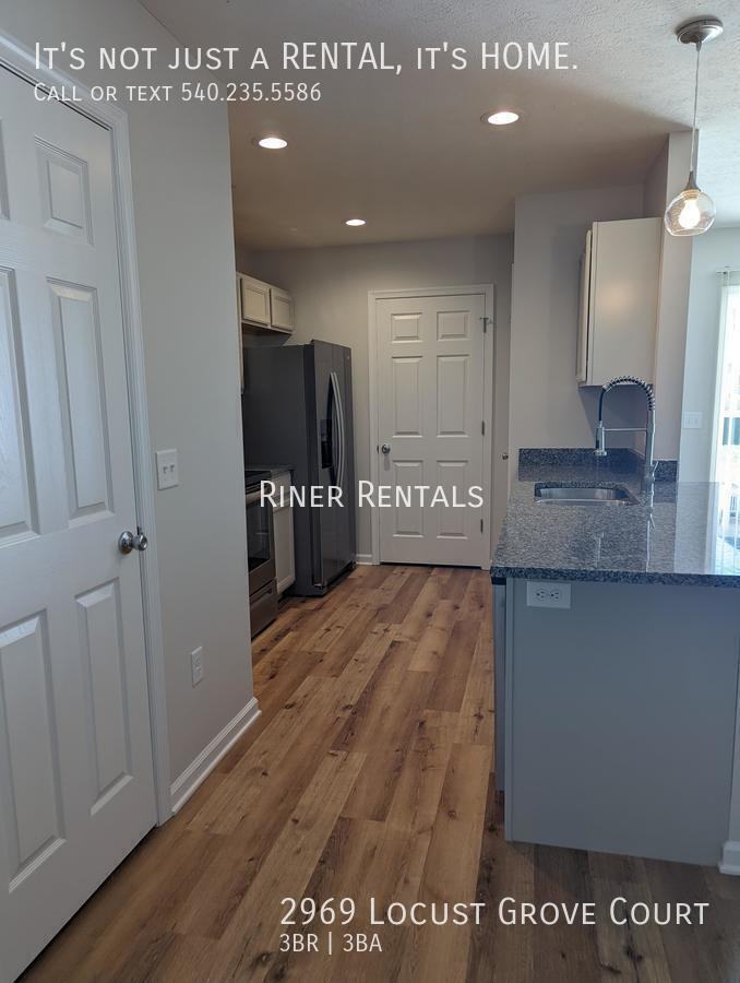 2969 Locust Grove Ct - Photo 3 of 20