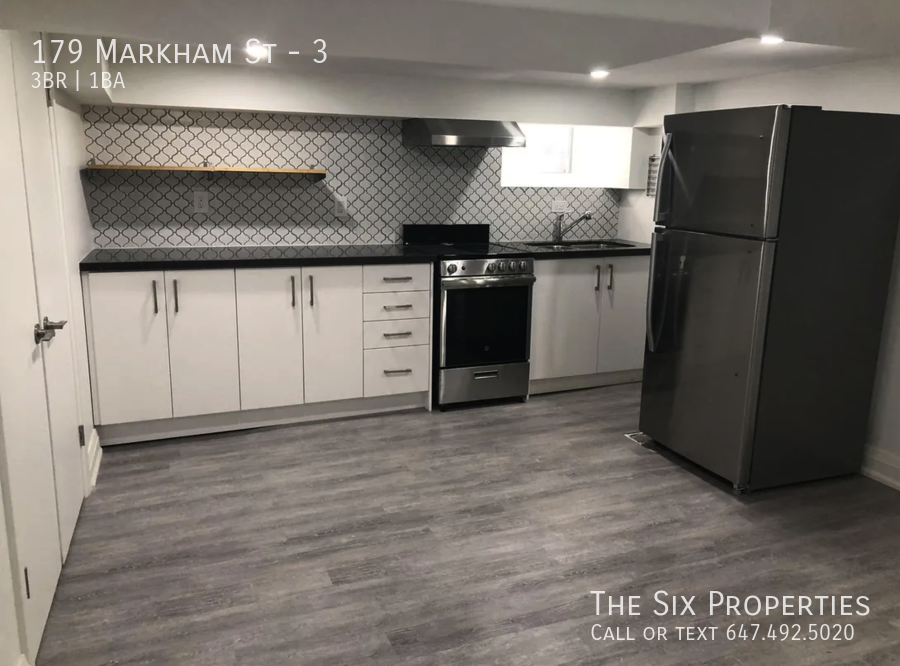 179 Markham St #3 - Photo 2 of 9