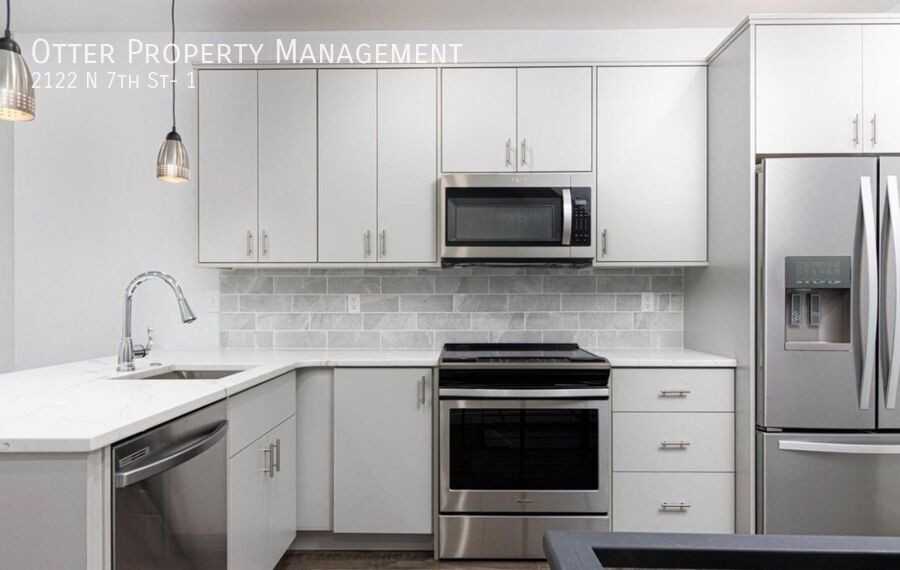 2122 N 7th St #1 - Photo 4 of 35