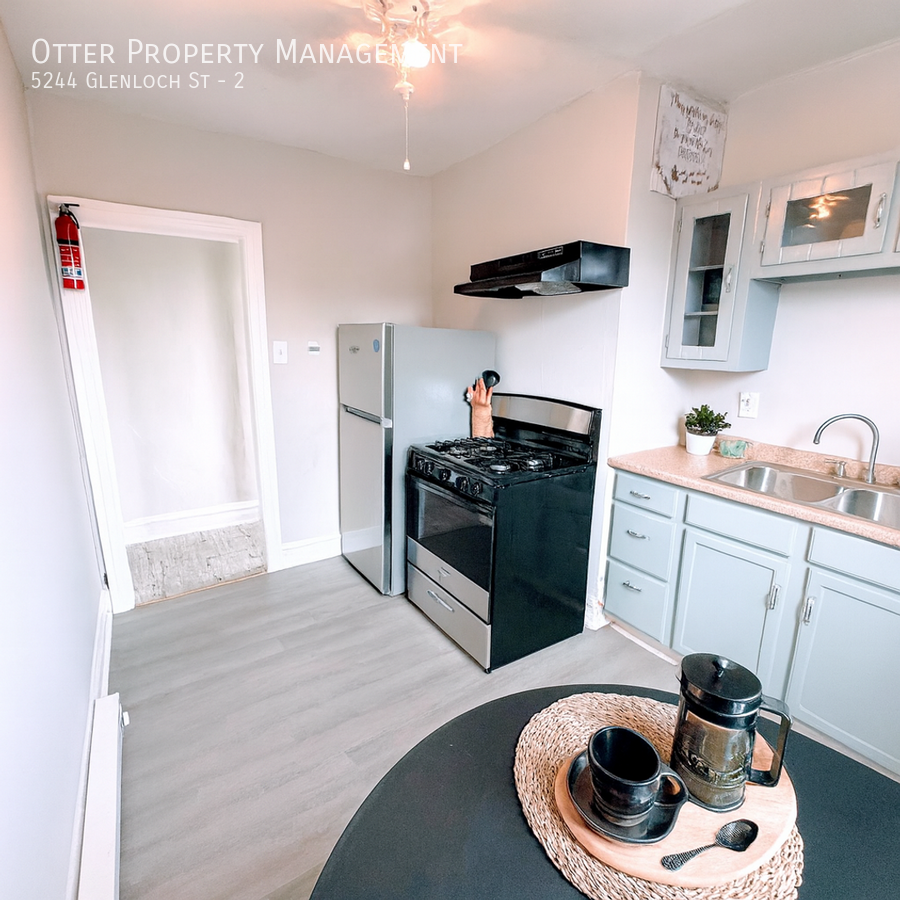 5244 Glenloch St #2 - Photo 2 of 23