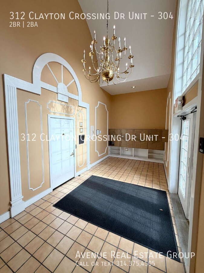 312 Clayton Crossing Dr #304 - Photo 3 of 36