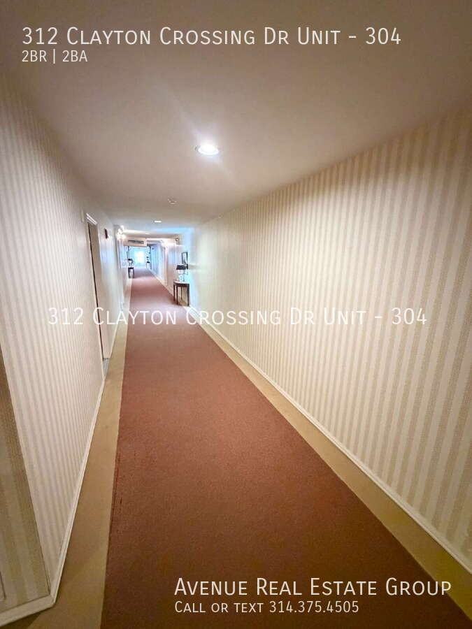 312 Clayton Crossing Dr #304 - Photo 4 of 36