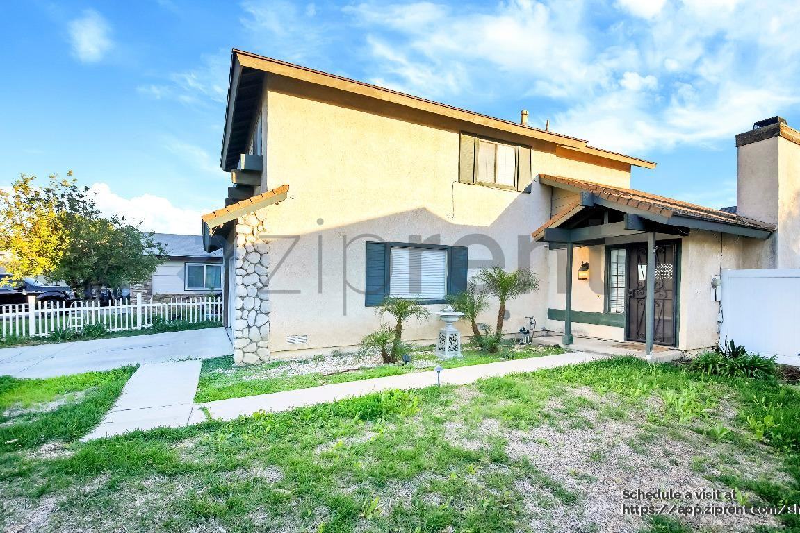 16285 Barbee St - Photo 4 of 26