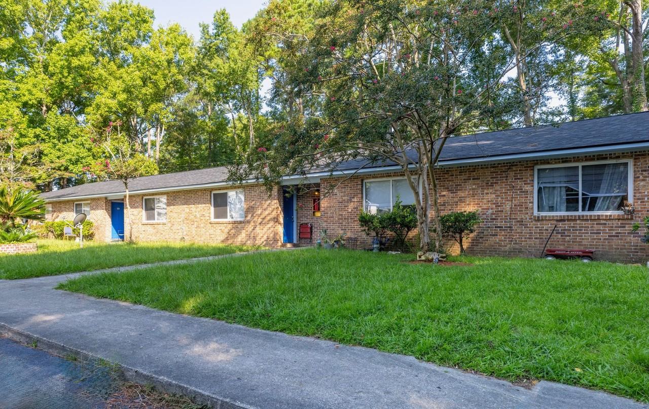 Kenwood Garden Apartments - Photo 2 of 3