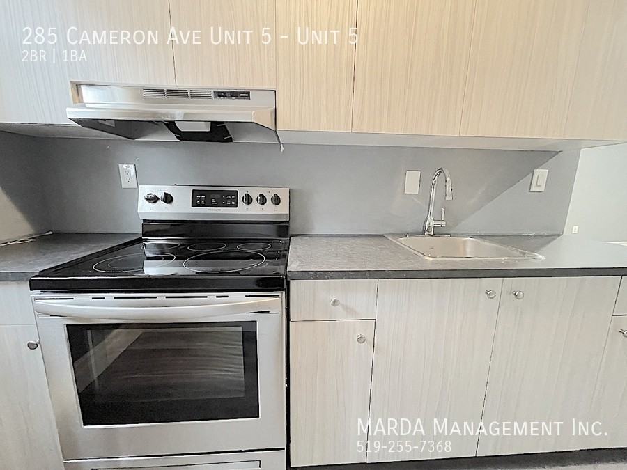 285 Cameron Ave Unit 5 #5 - Photo 6 of 24