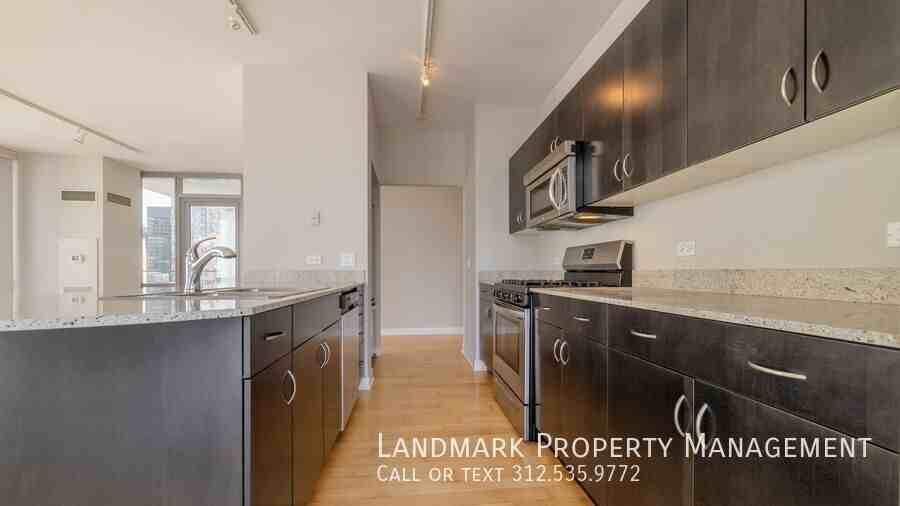 8 E Randolph St #1805 - Photo 2 of 27