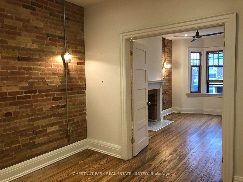 476 Roncesvalles Avenue - Photo 5 of 13