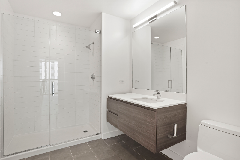 210 W Hubbard St - Photo 7 of 18