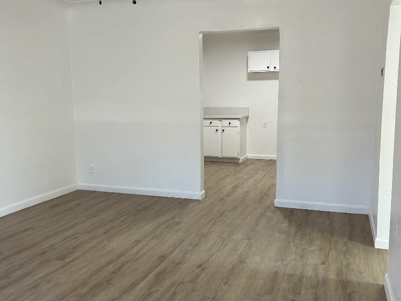 646 N Desert Ave #1 - Photo 2 of 13