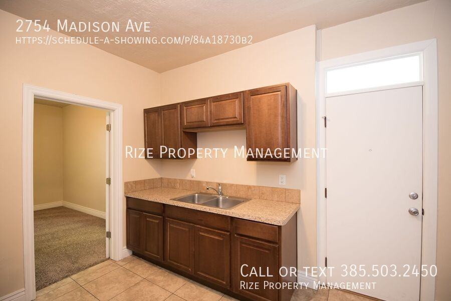 2754 Madison Avenue - Photo 4 of 7