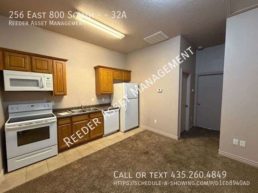 256 E 800 S #32A - Photo 3 of 11