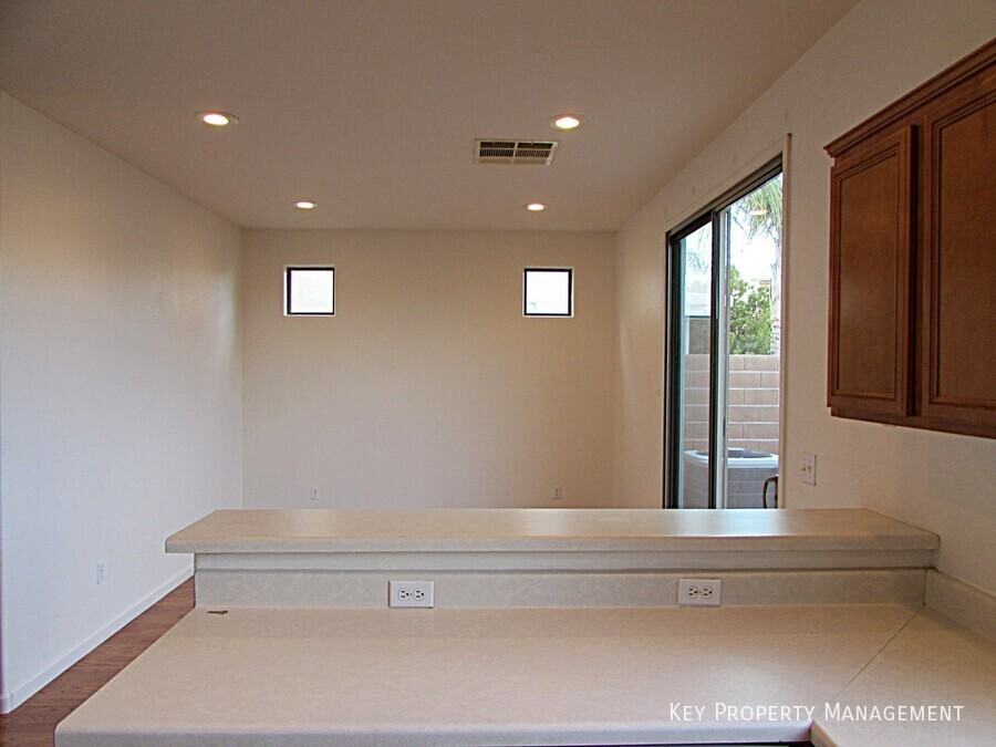 4834 Villa Pescara Street - Photo 7 of 17