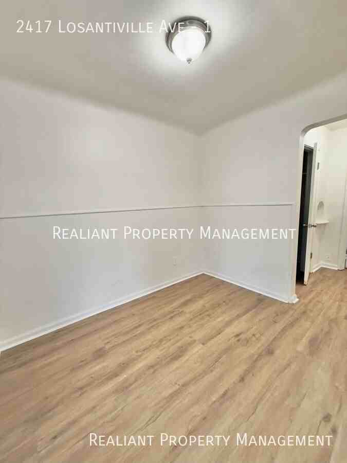2417 Losantiville Ave #1 - Photo 3 of 8