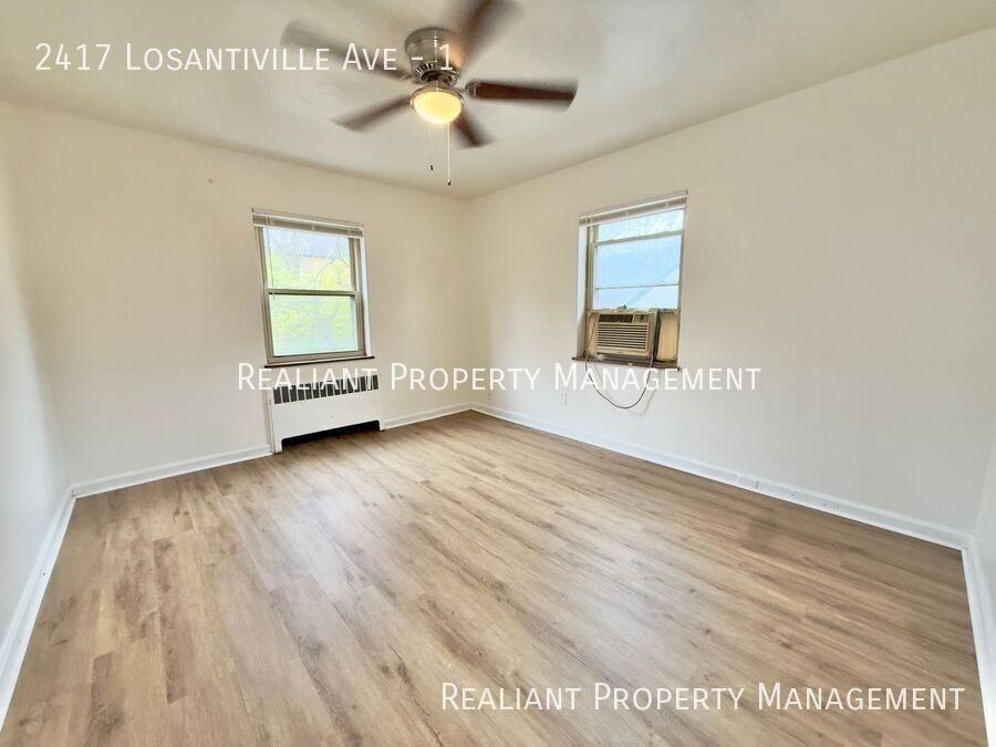 2417 Losantiville Ave #1 - Photo 6 of 8