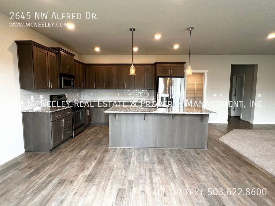 2645 Nw Alfred Dr - Photo 6 of 35