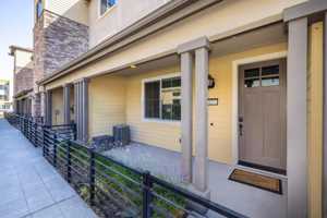 featured image of 827 Lotus Flower Loop