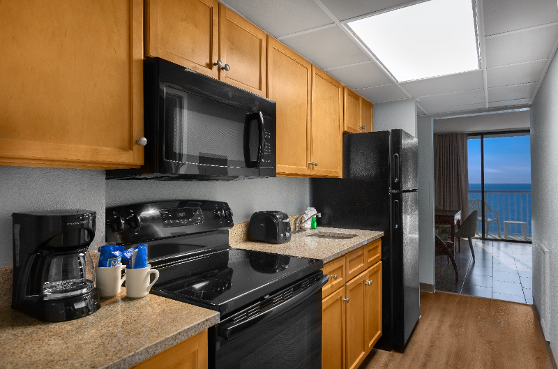 2913 S Ocean Blvd - Photo 2 of 16