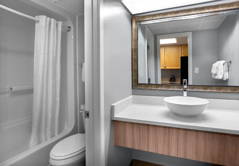 2913 S Ocean Blvd - Photo 4 of 16