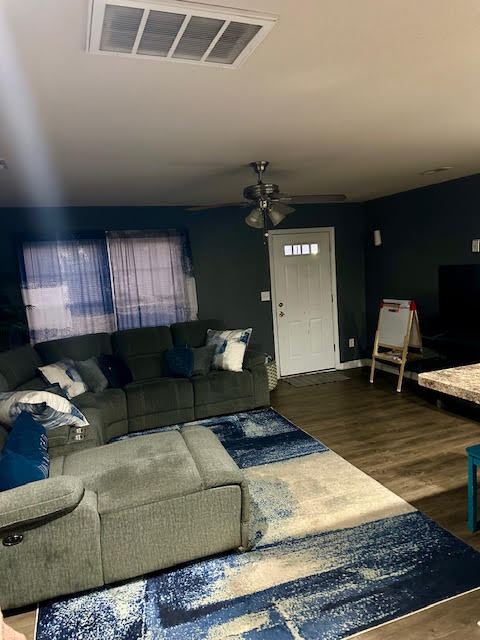 116 Truxton Ave - Photo 5 of 7