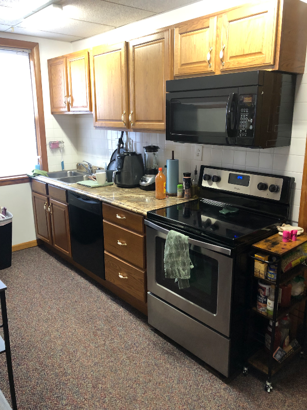 940 Center Street #7 - Photo 4 of 6