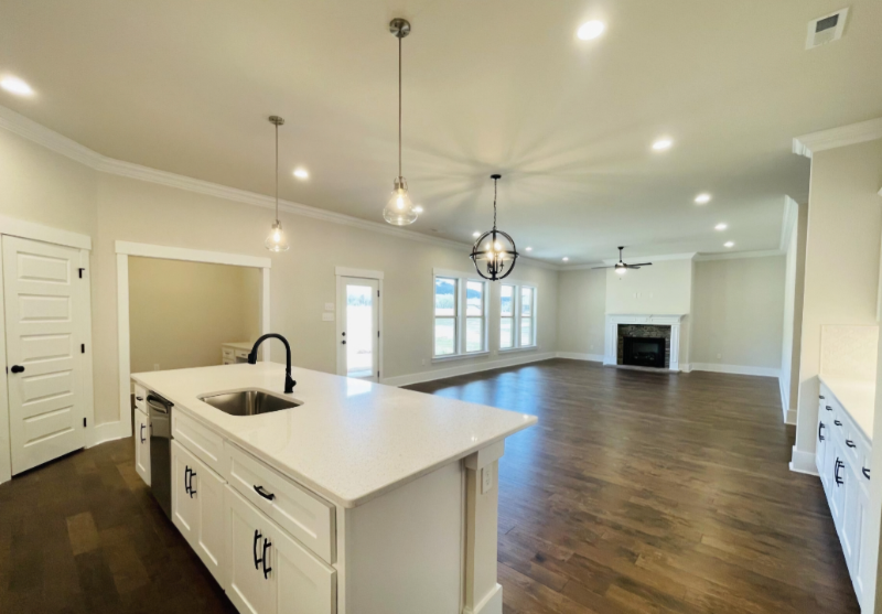 8889 Mountain Preserve Blvd Se - Photo 5 of 7