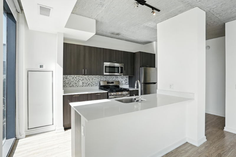 1313 S Wabash Ave - Photo 4 of 11