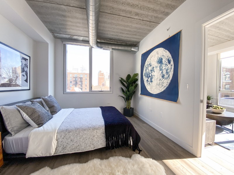 750 W Sheridan Rd - Photo 7 of 17