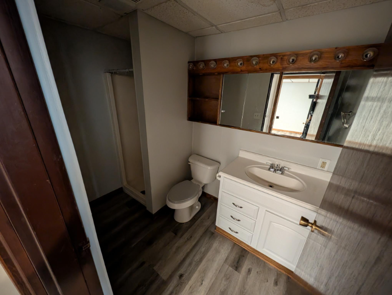 209 W Oak St #209-3 - Photo 7 of 10