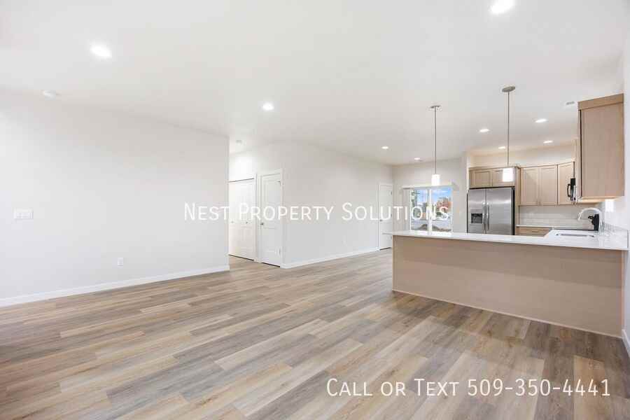 533 S Dorsing St - Photo 7 of 27