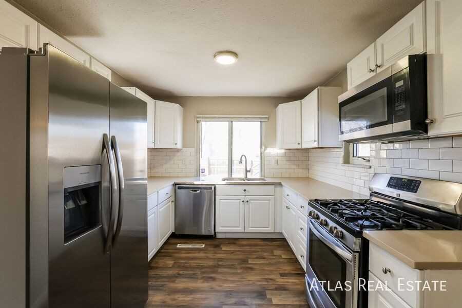 2365 Fulton Street - Photo 5 of 44