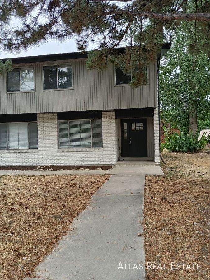 1131 W 650 N - Photo 3 of 22