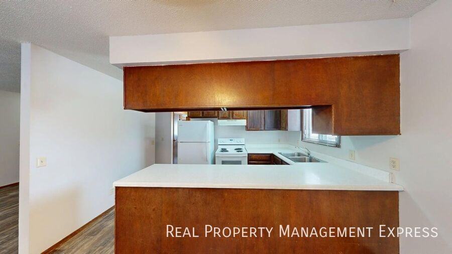 3705 South Cathy Avenue #3705-03 - Photo 6 of 29