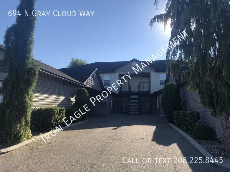 694 North Gray Cloud Way