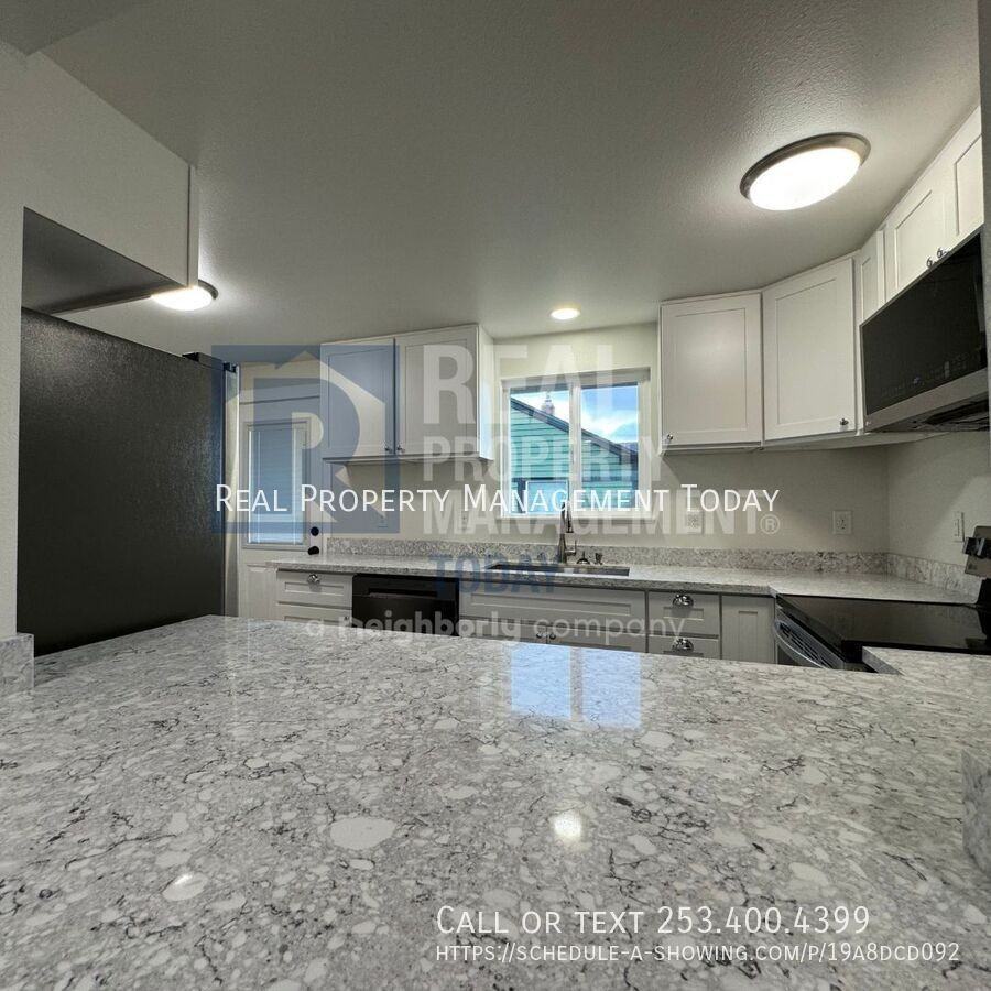 1204 S 54th St #1204 - Photo 4 of 15