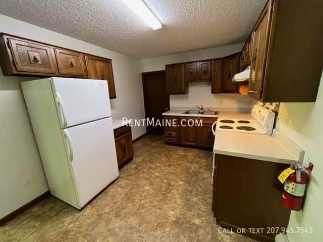 14 Rancourt Ave #B - Photo 4 of 22