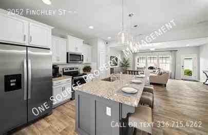 2052 Finchley St #1 - Photo 4 of 12