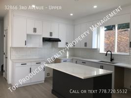 featured image of 32866 3rd Avenue #UPPER