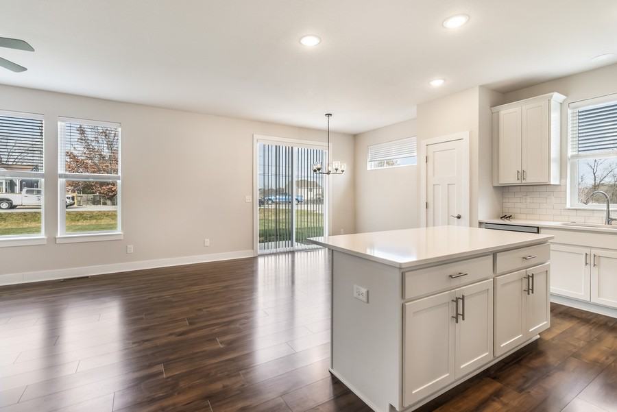 3904 18th Pl - Photo 2 of 25