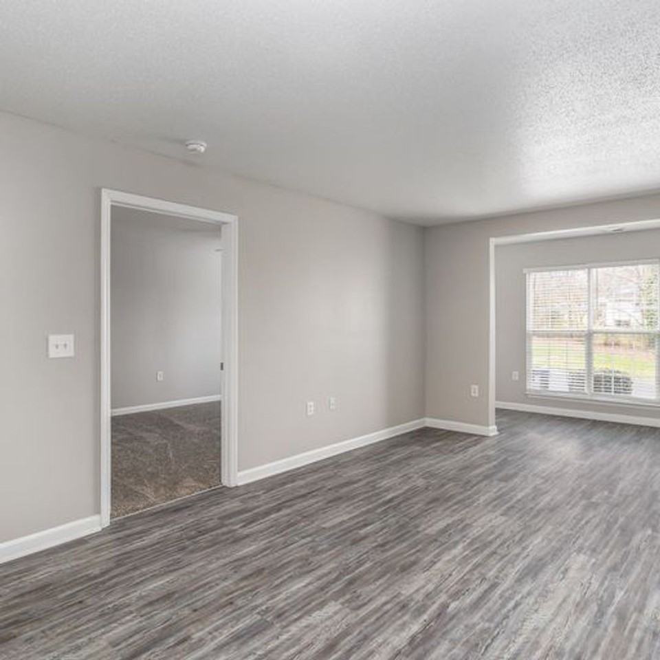 514 Coapman St #1B - Photo 6 of 13